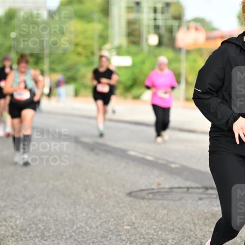 06.09.2026 - CURREX Alsterlauf Dr. Thomas Lammeyer http://msf.ph/oto/10142449 06.09.2026 10:12:03 Laufen  meine-sportfotos.de