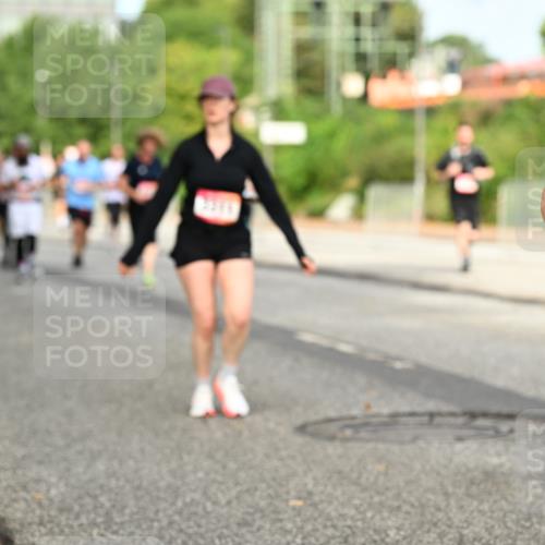 06.09.2026 - CURREX Alsterlauf Dr. Thomas Lammeyer http://msf.ph/oto/10142491 06.09.2026 10:12:07 Laufen 2 meine-sportfotos.de