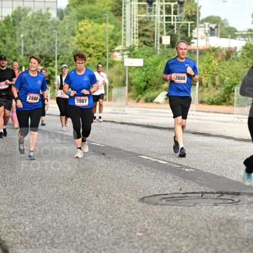06.09.2026 - CURREX Alsterlauf Dr. Thomas Lammeyer http://msf.ph/oto/10142598 06.09.2026 10:12:18 Laufen 2454, 8105, 2880, 5578, 2887, 2888, 333 meine-sportfotos.de
