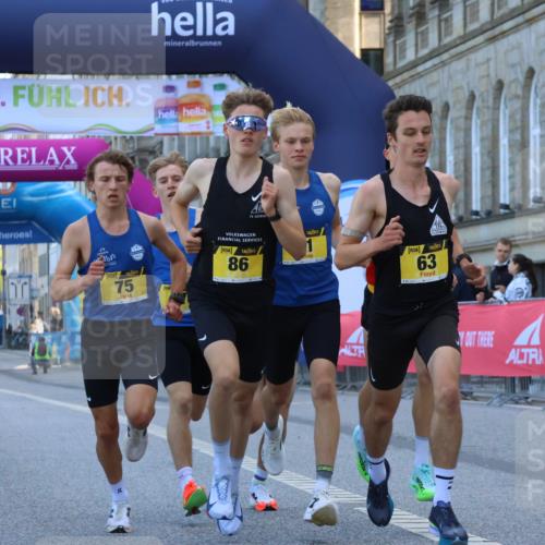 06.09.2026 - CURREX Alsterlauf Strokosch-Dieckow http://msf.ph/oto/10142615 06.09.2026 11:07:07 Ziel 63, 64, 71, 75, 78, 86, 87 meine-sportfotos.de