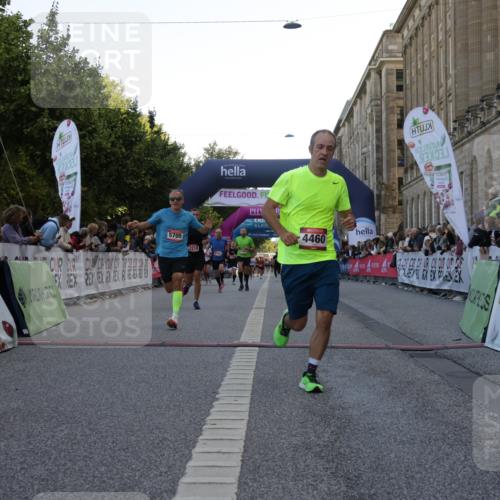 06.09.2026 - CURREX Alsterlauf Yannick Fuchs http://msf.ph/oto/10142618 06.09.2026 09:47:00 Ziel 2072, 2210, 2605, 3678, 4311, 4460, 5198, 5705, 5731, 6162, 6255, 8125 meine-sportfotos.de