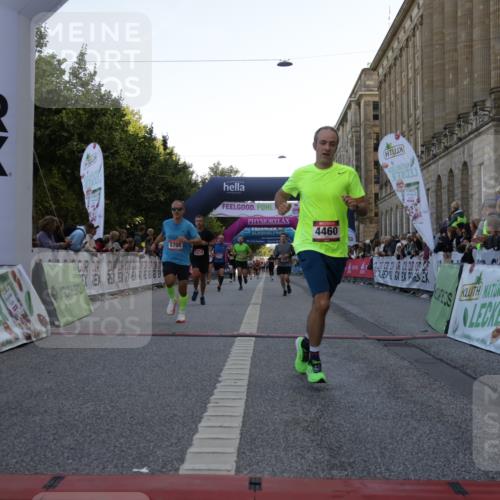 06.09.2026 - CURREX Alsterlauf Yannick Fuchs http://msf.ph/oto/10142637 06.09.2026 09:47:00 Ziel 2072, 2210, 2605, 3678, 4311, 4460, 5198, 5705, 5731, 6162, 6255, 8125 meine-sportfotos.de
