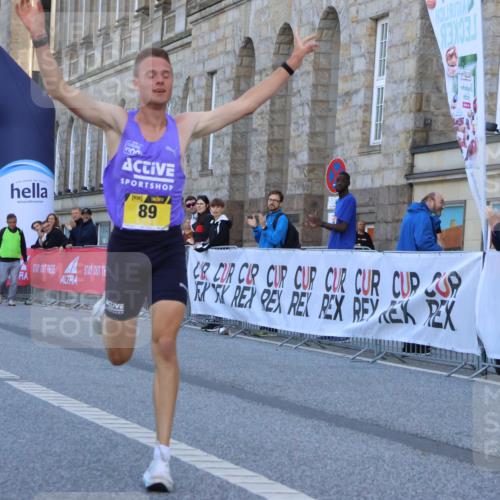 06.09.2026 - CURREX Alsterlauf Strokosch-Dieckow http://msf.ph/oto/10142951 06.09.2026 11:15:28 Ziel 83, 88, 89 meine-sportfotos.de