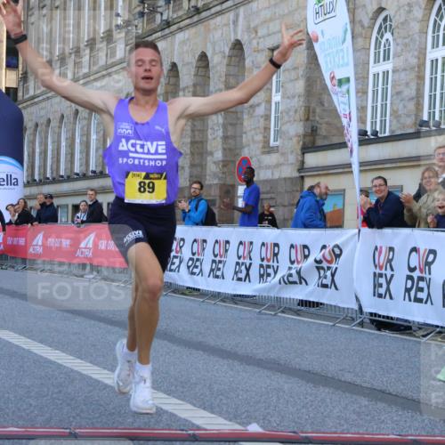 06.09.2026 - CURREX Alsterlauf Strokosch-Dieckow http://msf.ph/oto/10142965 06.09.2026 11:15:28 Ziel 83, 88, 89 meine-sportfotos.de