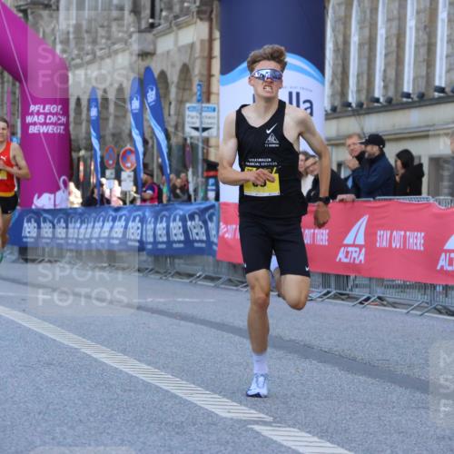 06.09.2026 - CURREX Alsterlauf Strokosch-Dieckow http://msf.ph/oto/10143080 06.09.2026 11:16:11 Ziel 80, 86 meine-sportfotos.de