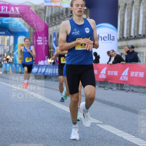 06.09.2026 - CURREX Alsterlauf Strokosch-Dieckow http://msf.ph/oto/10143149 06.09.2026 11:16:16 Ziel 62, 63, 71, 78, 80, 86, 87 meine-sportfotos.de