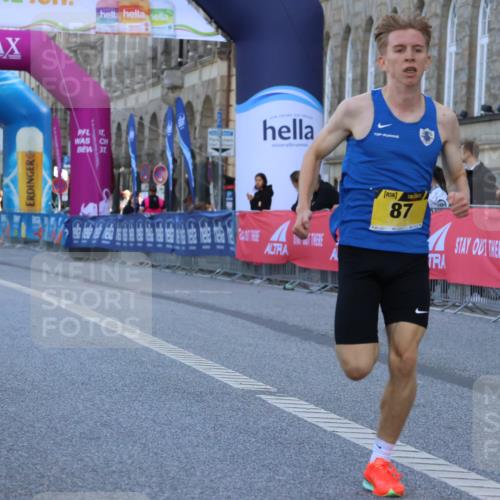 06.09.2026 - CURREX Alsterlauf Strokosch-Dieckow http://msf.ph/oto/10143184 06.09.2026 11:16:19 Ziel 62, 63, 70, 71, 78, 86, 87 meine-sportfotos.de