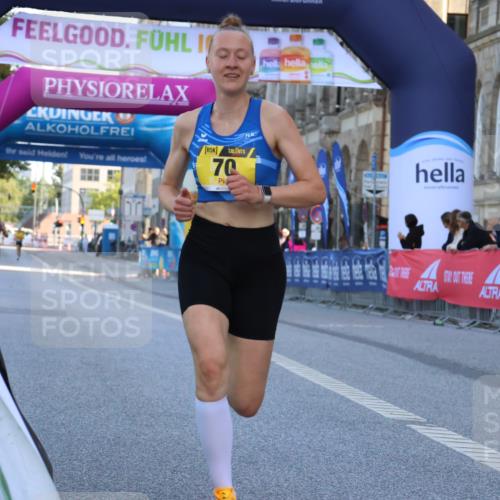 06.09.2026 - CURREX Alsterlauf Strokosch-Dieckow http://msf.ph/oto/10143210 06.09.2026 11:16:22 Ziel 62, 63, 70, 71, 78, 87 meine-sportfotos.de