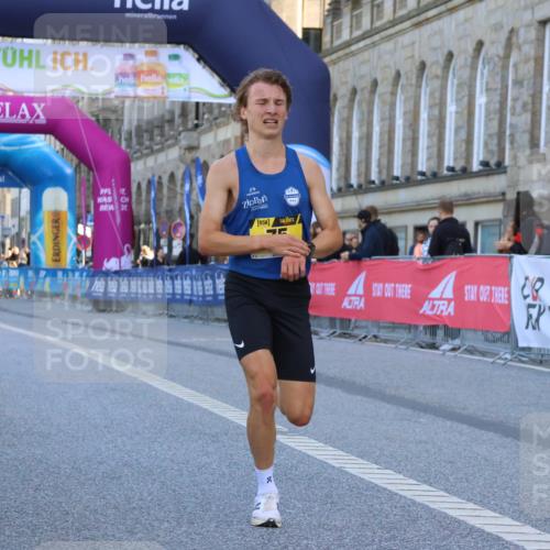 06.09.2026 - CURREX Alsterlauf Strokosch-Dieckow http://msf.ph/oto/10143229 06.09.2026 11:16:30 Ziel 70, 75 meine-sportfotos.de