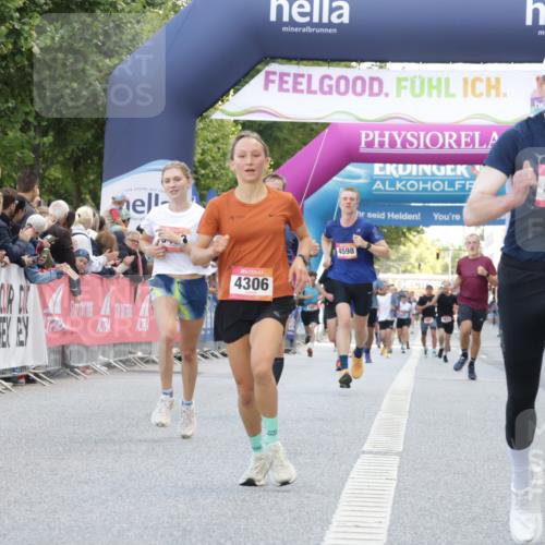 06.09.2026 - CURREX Alsterlauf Yannick Fuchs http://msf.ph/oto/10143431 06.09.2026 09:47:11 Ziel 2569, 2605, 4306, 4598, 5297, 5403, 5417, 5877, 6150, 8104, 8125 meine-sportfotos.de