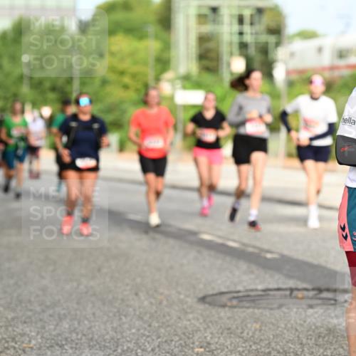 06.09.2026 - CURREX Alsterlauf Dr. Thomas Lammeyer http://msf.ph/oto/10143496 06.09.2026 10:14:10 Laufen 2157 meine-sportfotos.de