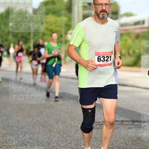 06.09.2026 - CURREX Alsterlauf Dr. Thomas Lammeyer http://msf.ph/oto/10143539 06.09.2026 10:14:15 Laufen 6321, 287 meine-sportfotos.de