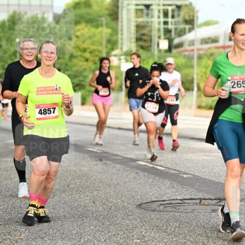 06.09.2026 - CURREX Alsterlauf Dr. Thomas Lammeyer http://msf.ph/oto/10143565 06.09.2026 10:14:18 Laufen 15662, 4857, 4134, 2650 meine-sportfotos.de