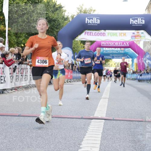 06.09.2026 - CURREX Alsterlauf Yannick Fuchs http://msf.ph/oto/10143579 06.09.2026 09:47:12 Ziel 2569, 4306, 4598, 5297, 5403, 5417, 5877, 6150, 8104 meine-sportfotos.de