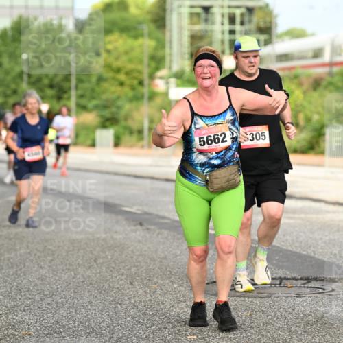 06.09.2026 - CURREX Alsterlauf Dr. Thomas Lammeyer http://msf.ph/oto/10143605 06.09.2026 10:14:22 Laufen 5662, 305 meine-sportfotos.de