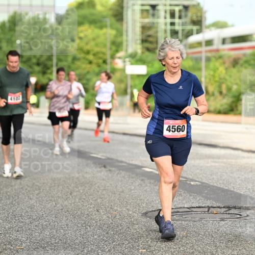 06.09.2026 - CURREX Alsterlauf Dr. Thomas Lammeyer http://msf.ph/oto/10143639 06.09.2026 10:14:26 Laufen 4102, 4560 meine-sportfotos.de
