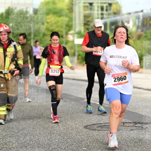 06.09.2026 - CURREX Alsterlauf Dr. Thomas Lammeyer http://msf.ph/oto/10143696 06.09.2026 10:14:35 Laufen 753, 8257, 2960 meine-sportfotos.de