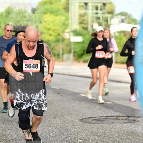 06.09.2026 - CURREX Alsterlauf Dr. Thomas Lammeyer http://msf.ph/oto/10143741 06.09.2026 10:14:45 Laufen 5648 meine-sportfotos.de