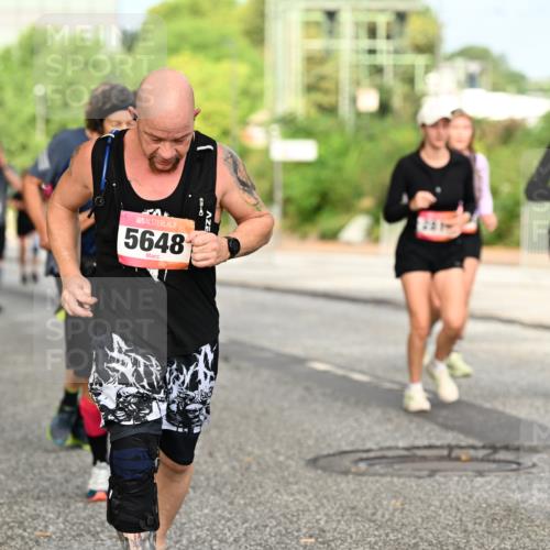 06.09.2026 - CURREX Alsterlauf Dr. Thomas Lammeyer http://msf.ph/oto/10143746 06.09.2026 10:14:46 Laufen 5648 meine-sportfotos.de