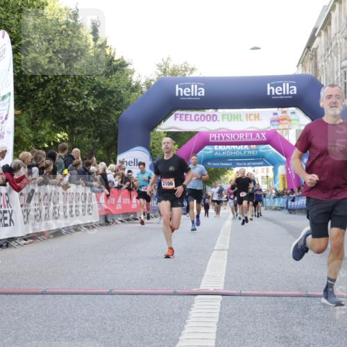 06.09.2026 - CURREX Alsterlauf Yannick Fuchs http://msf.ph/oto/10143775 06.09.2026 09:47:18 Ziel 2106, 2807, 4306, 4598, 5403, 5417, 5877, 6172 meine-sportfotos.de