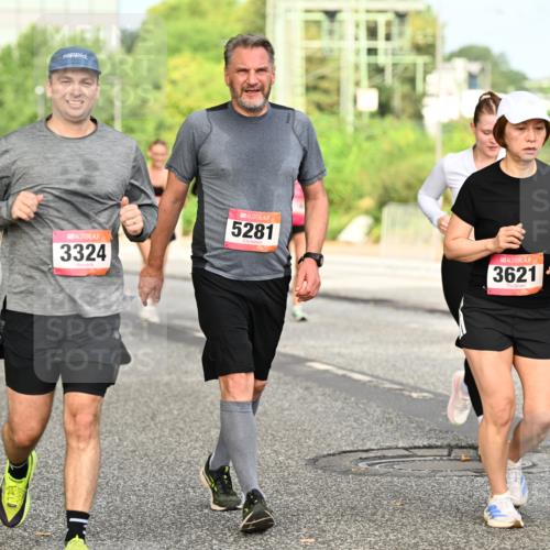 06.09.2026 - CURREX Alsterlauf Dr. Thomas Lammeyer http://msf.ph/oto/10143810 06.09.2026 10:14:56 Laufen 3324, 5281, 3621 meine-sportfotos.de