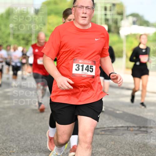 06.09.2026 - CURREX Alsterlauf Dr. Thomas Lammeyer http://msf.ph/oto/10143875 06.09.2026 10:15:03 Laufen 3145 meine-sportfotos.de