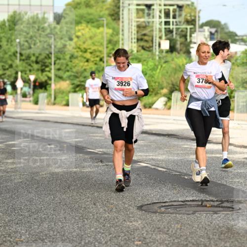 06.09.2026 - CURREX Alsterlauf Dr. Thomas Lammeyer http://msf.ph/oto/10143919 06.09.2026 10:15:10 Laufen 3926, 3765, 3654 meine-sportfotos.de