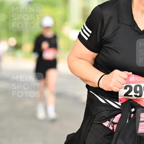 06.09.2026 - CURREX Alsterlauf Dr. Thomas Lammeyer http://msf.ph/oto/10144004 06.09.2026 10:15:22 Laufen 2995 meine-sportfotos.de