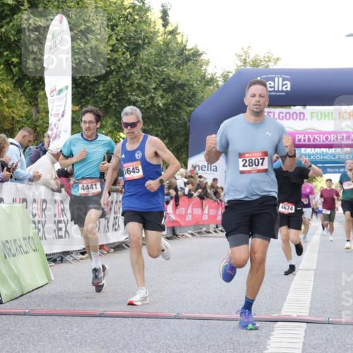 06.09.2026 - CURREX Alsterlauf Yannick Fuchs http://msf.ph/oto/10144006 06.09.2026 09:47:22 Ziel 2106, 2807, 4441, 4598, 4674, 5389, 5417, 5645, 6172 meine-sportfotos.de