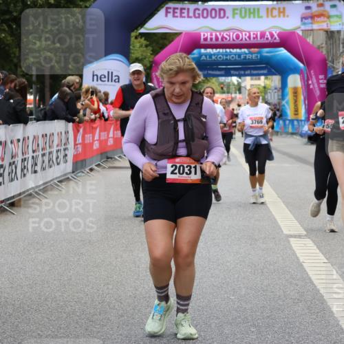 06.09.2026 - CURREX Alsterlauf Strokosch-Dieckow http://msf.ph/oto/10144017 06.09.2026 10:20:03 Ziel 2031, 2043, 2084, 2482, 2483, 3003, 3417, 3769, 3926, 4270, 4610, 4767, 5580, 5581 meine-sportfotos.de