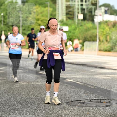 06.09.2026 - CURREX Alsterlauf Dr. Thomas Lammeyer http://msf.ph/oto/10144047 06.09.2026 10:15:30 Laufen 4767, 3417 meine-sportfotos.de