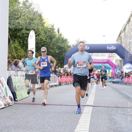 06.09.2026 - CURREX Alsterlauf Yannick Fuchs http://msf.ph/oto/10144048 06.09.2026 09:47:23 Ziel 2106, 2807, 4441, 4598, 4674, 4863, 5389, 5645, 5729, 6021, 6172 meine-sportfotos.de