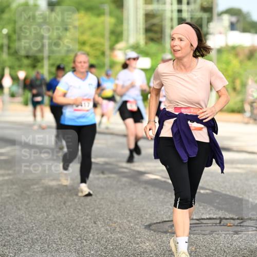 06.09.2026 - CURREX Alsterlauf Dr. Thomas Lammeyer http://msf.ph/oto/10144058 06.09.2026 10:15:31 Laufen  meine-sportfotos.de