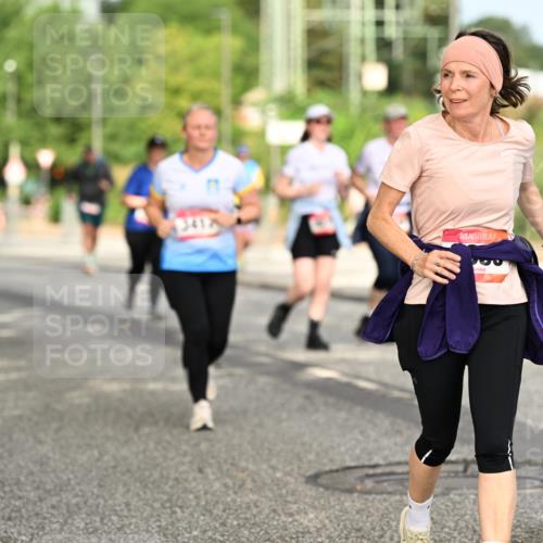 06.09.2026 - CURREX Alsterlauf Dr. Thomas Lammeyer http://msf.ph/oto/10144062 06.09.2026 10:15:31 Laufen 341 meine-sportfotos.de