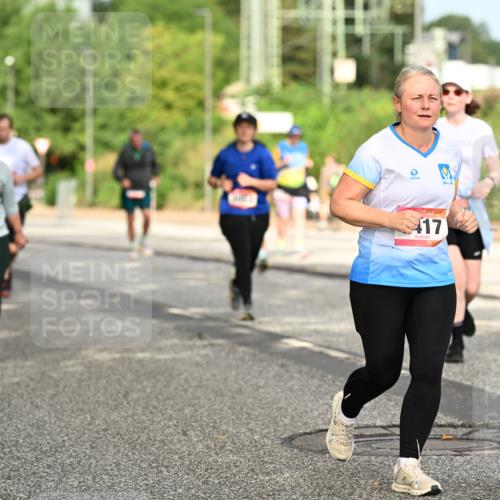 06.09.2026 - CURREX Alsterlauf Dr. Thomas Lammeyer http://msf.ph/oto/10144078 06.09.2026 10:15:33 Laufen 4767, 17, 4614 meine-sportfotos.de
