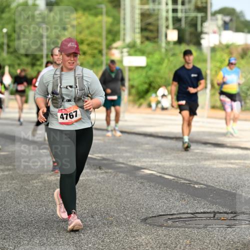 06.09.2026 - CURREX Alsterlauf Dr. Thomas Lammeyer http://msf.ph/oto/10144104 06.09.2026 10:15:36 Laufen 4767, 3003 meine-sportfotos.de