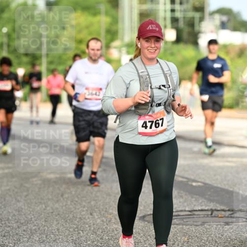 06.09.2026 - CURREX Alsterlauf Dr. Thomas Lammeyer http://msf.ph/oto/10144115 06.09.2026 10:15:37 Laufen 4767 meine-sportfotos.de