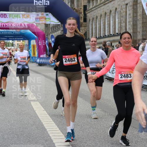 06.09.2026 - CURREX Alsterlauf Strokosch-Dieckow http://msf.ph/oto/10144127 06.09.2026 10:20:04 Ziel 2031, 2043, 2482, 2483, 3417, 3769, 3926, 4270, 4610, 4767, 5580, 5581 meine-sportfotos.de