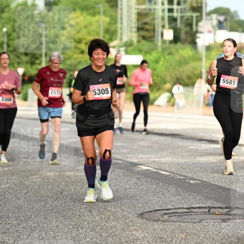 06.09.2026 - CURREX Alsterlauf Dr. Thomas Lammeyer http://msf.ph/oto/10144151 06.09.2026 10:15:41 Laufen 2572, 5305, 3308, 5581, 5580 meine-sportfotos.de