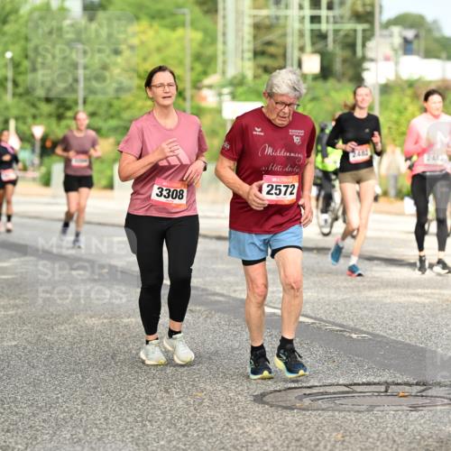06.09.2026 - CURREX Alsterlauf Dr. Thomas Lammeyer http://msf.ph/oto/10144177 06.09.2026 10:15:44 Laufen 3308, 19, 2572, 2482, 2483 meine-sportfotos.de