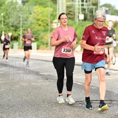 06.09.2026 - CURREX Alsterlauf Dr. Thomas Lammeyer http://msf.ph/oto/10144187 06.09.2026 10:15:45 Laufen 3308, 10 meine-sportfotos.de