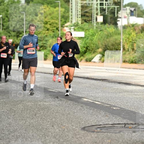 06.09.2026 - CURREX Alsterlauf Dr. Thomas Lammeyer http://msf.ph/oto/10144263 06.09.2026 10:15:55 Laufen 5350, 5806, 5336, 28 meine-sportfotos.de