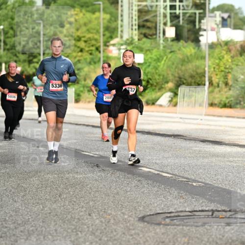 06.09.2026 - CURREX Alsterlauf Dr. Thomas Lammeyer http://msf.ph/oto/10144267 06.09.2026 10:15:56 Laufen 5806, 5350, 5336, 2885, 337 meine-sportfotos.de