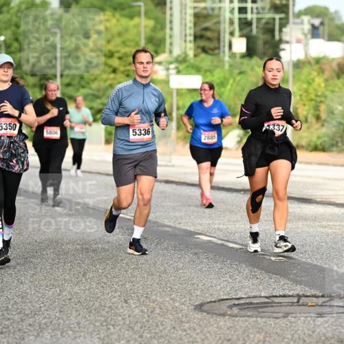 06.09.2026 - CURREX Alsterlauf Dr. Thomas Lammeyer http://msf.ph/oto/10144278 06.09.2026 10:15:57 Laufen 4436, 5350, 337, 5806, 5336, 2885 meine-sportfotos.de