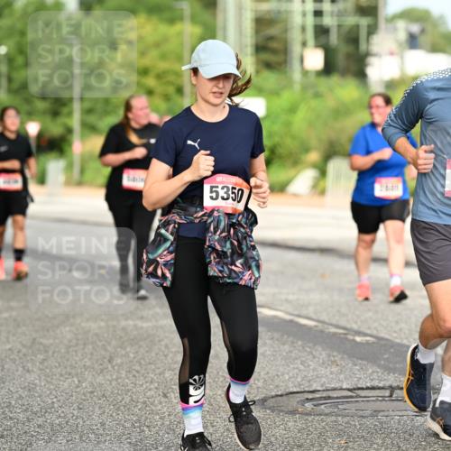 06.09.2026 - CURREX Alsterlauf Dr. Thomas Lammeyer http://msf.ph/oto/10144299 06.09.2026 10:16:00 Laufen 5350, 5336 meine-sportfotos.de