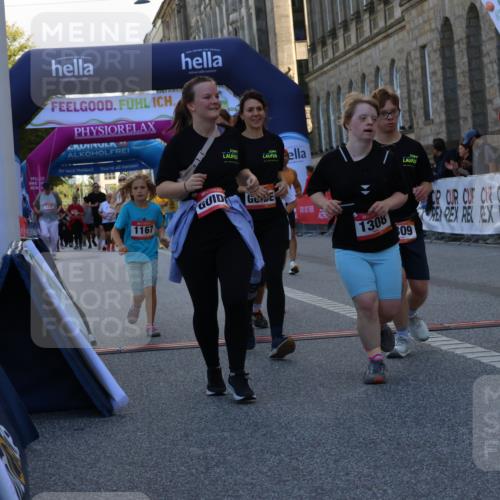 06.09.2026 - CURREX Alsterlauf Strokosch-Dieckow http://msf.ph/oto/10144332 06.09.2026 11:45:44 Ziel 1163, 1166, 1167, 1296, 1300, 1308, 1309, 1312, 5016 meine-sportfotos.de