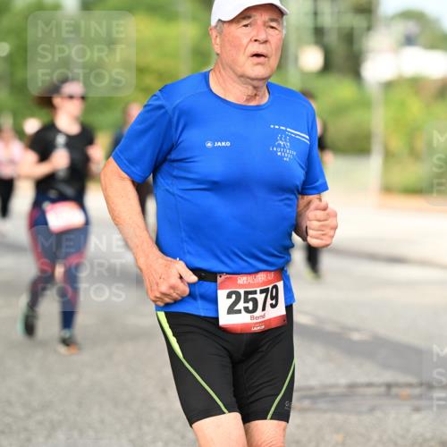 06.09.2026 - CURREX Alsterlauf Dr. Thomas Lammeyer http://msf.ph/oto/10144364 06.09.2026 10:16:07 Laufen 221, 2579 meine-sportfotos.de