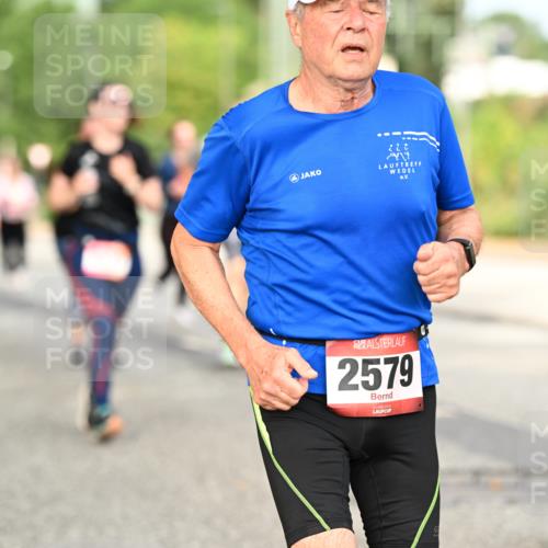 06.09.2026 - CURREX Alsterlauf Dr. Thomas Lammeyer http://msf.ph/oto/10144366 06.09.2026 10:16:07 Laufen 2579 meine-sportfotos.de