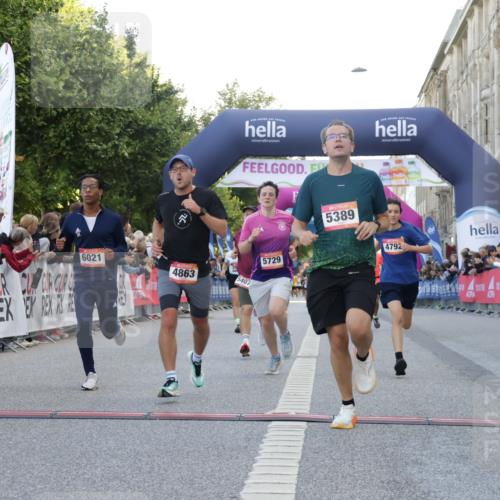 06.09.2026 - CURREX Alsterlauf Yannick Fuchs http://msf.ph/oto/10144367 06.09.2026 09:47:26 Ziel 2106, 2807, 4441, 4674, 4863, 5389, 5407, 5645, 5729, 6021, 6172 meine-sportfotos.de