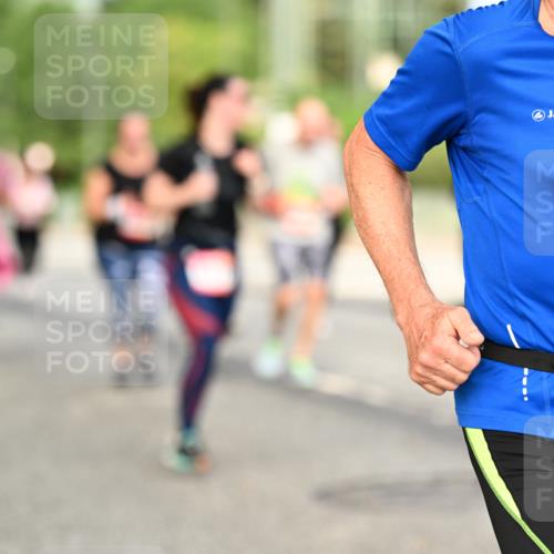 06.09.2026 - CURREX Alsterlauf Dr. Thomas Lammeyer http://msf.ph/oto/10144374 06.09.2026 10:16:08 Laufen 222, 2579 meine-sportfotos.de